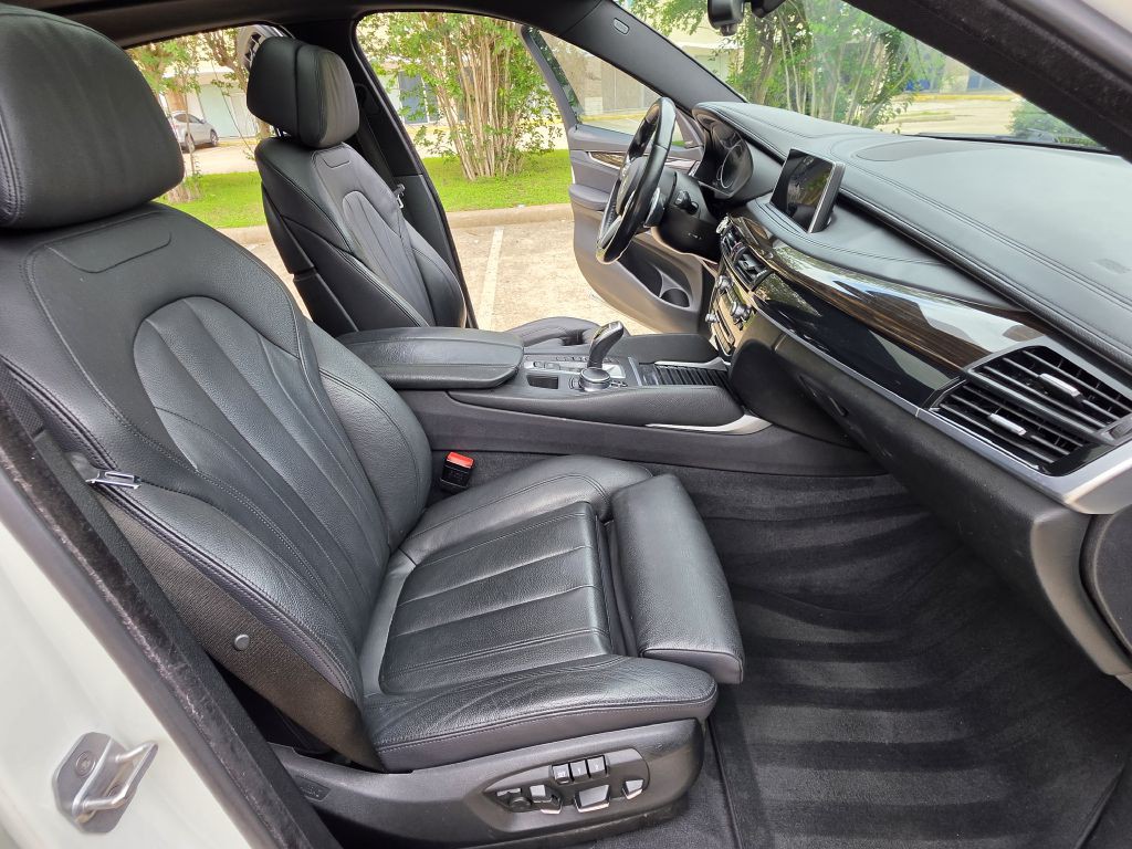 2017 BMW X6 Image 15