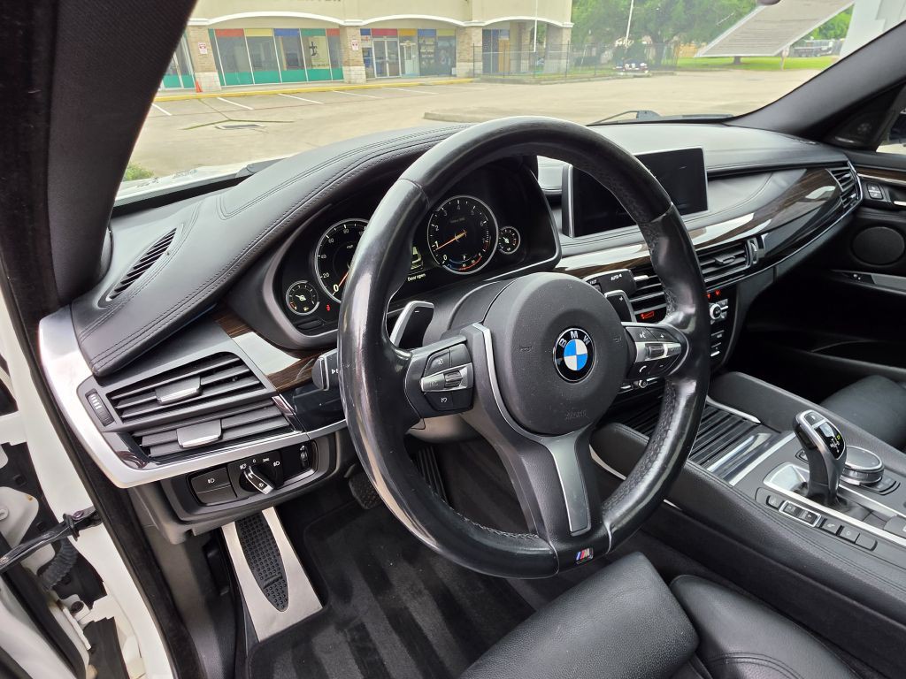 2017 BMW X6 Image 23