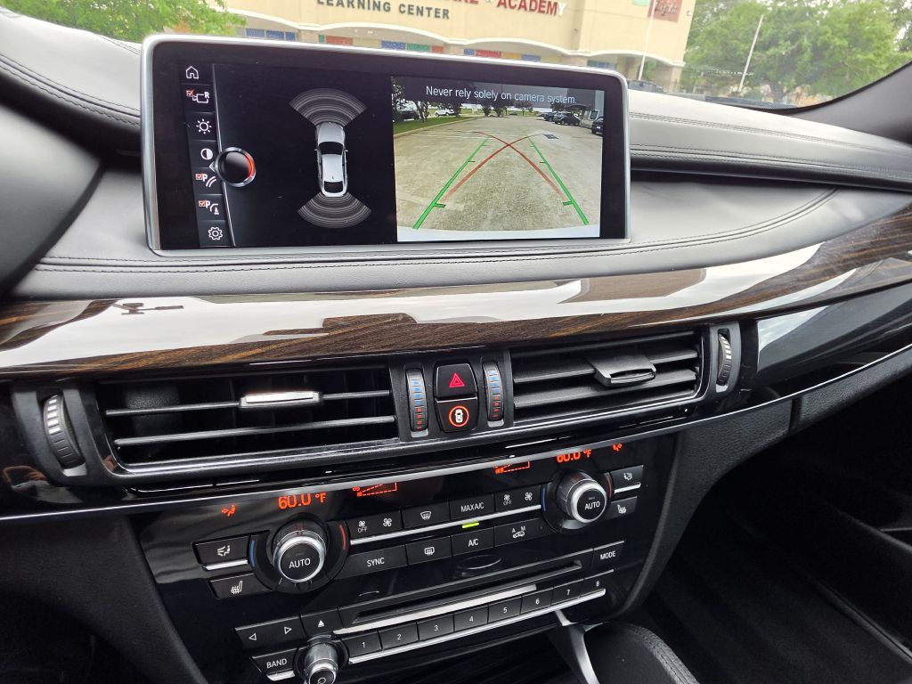 2017 BMW X6 Image 27