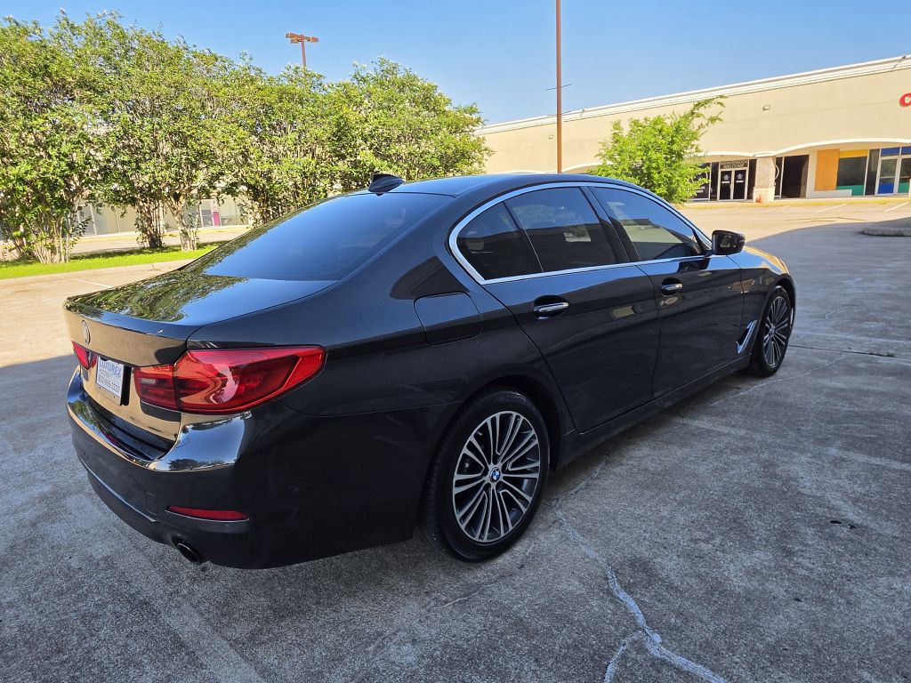 2017 BMW 5 Series Image 7