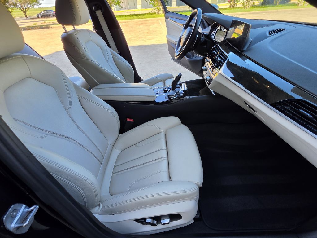 2017 BMW 5 Series Image 14