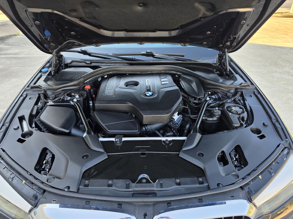 2017 BMW 5 Series Image 29