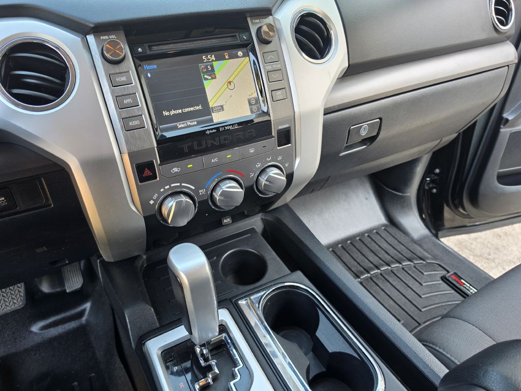 2016 Toyota Tundra Image 18