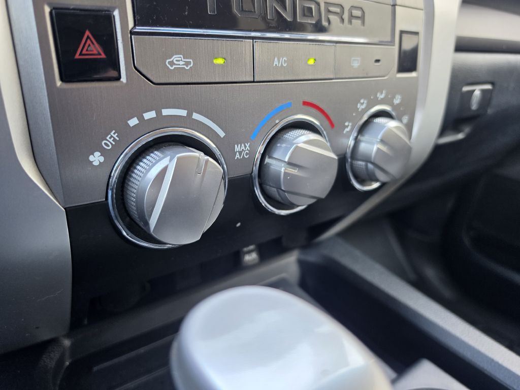 2016 Toyota Tundra Image 23