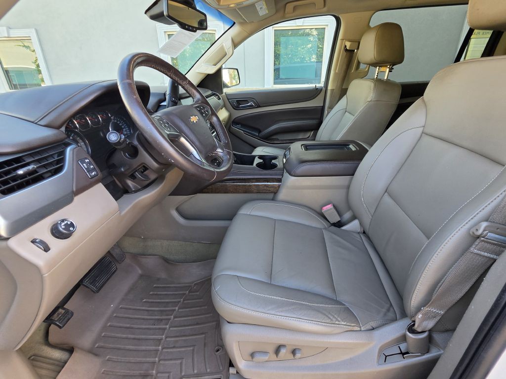 2016 Chevrolet Suburban Image 11