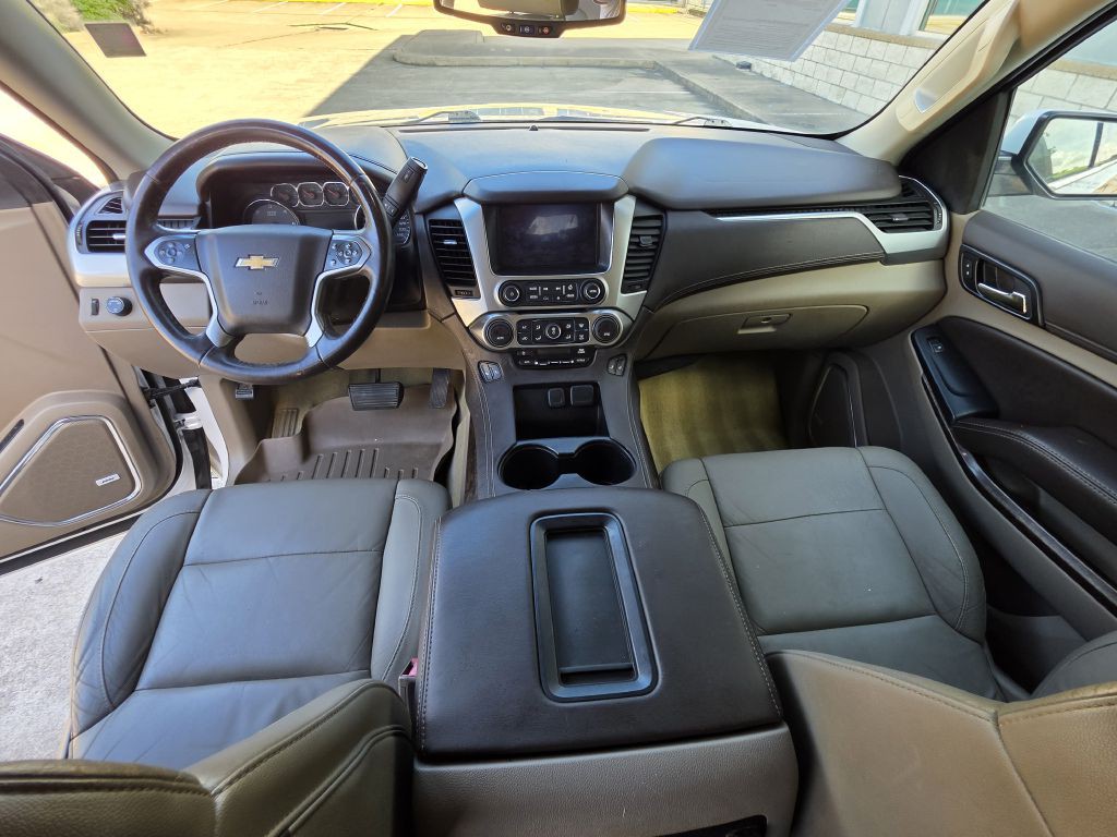 2016 Chevrolet Suburban Image 13