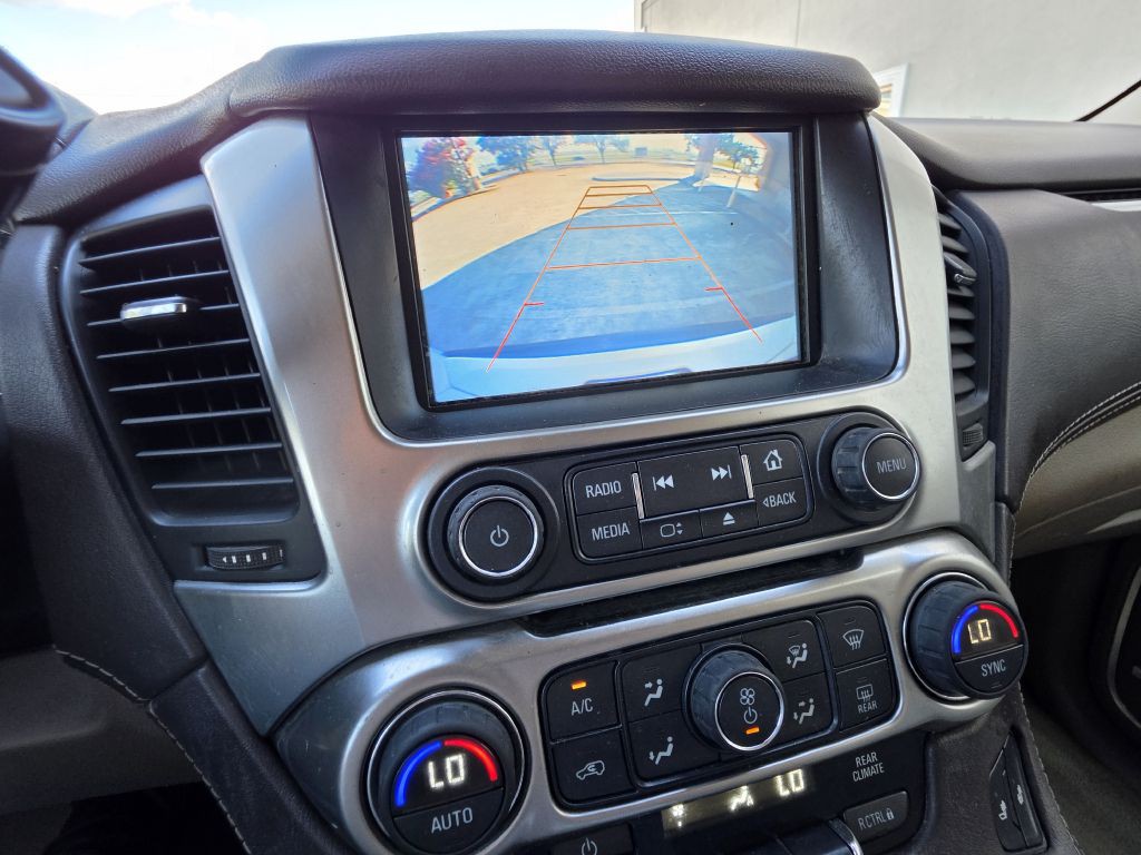 2016 Chevrolet Suburban Image 25