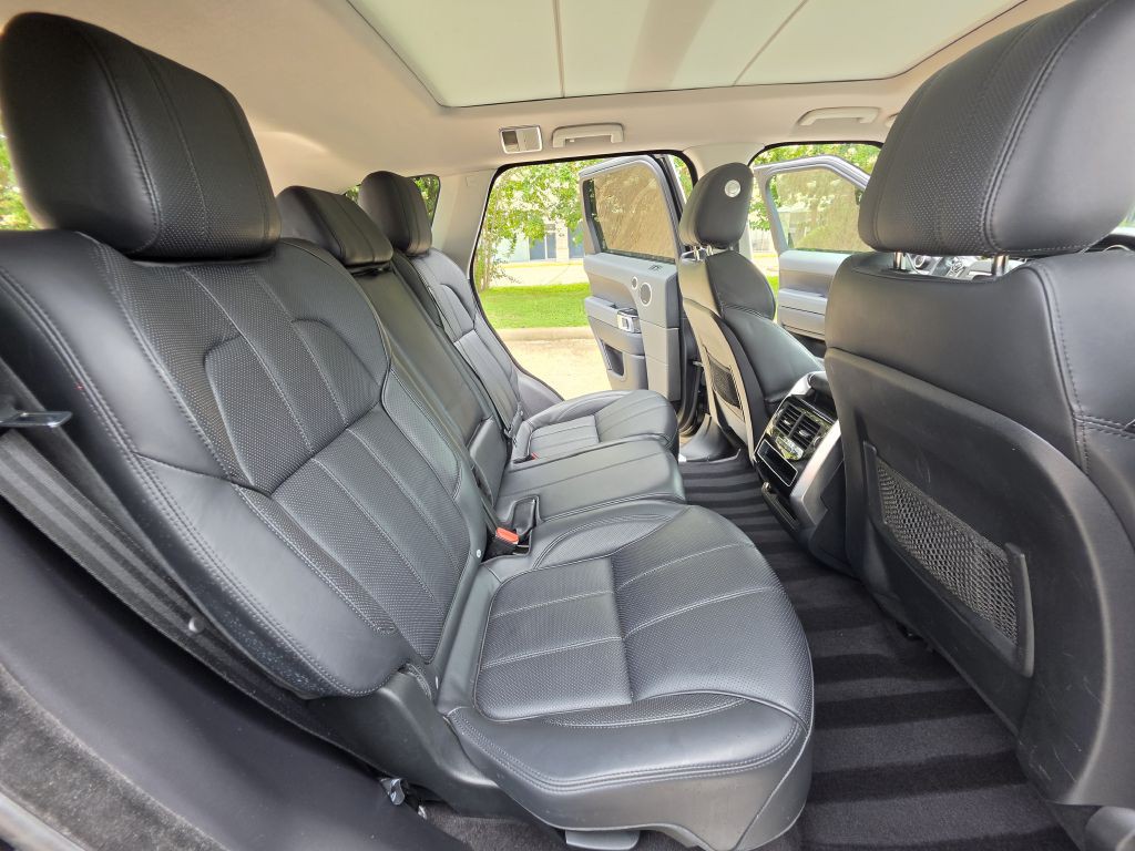 2014 Land Rover Range Rover Sport Image 17