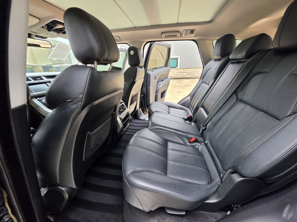 2014 Land Rover Range Rover Sport Image 18