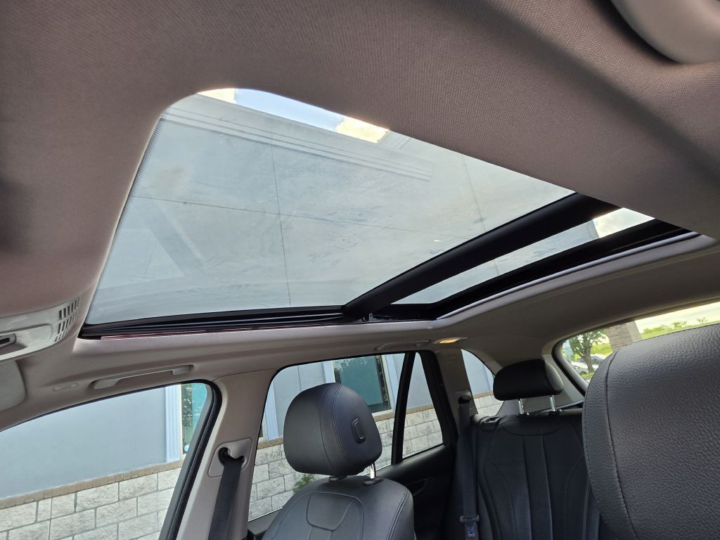 2015 BMW X5 Image 30