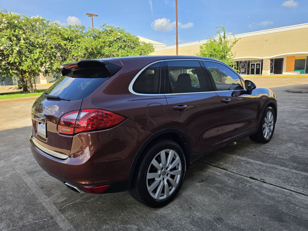 2011 Porsche Cayenne Image 7