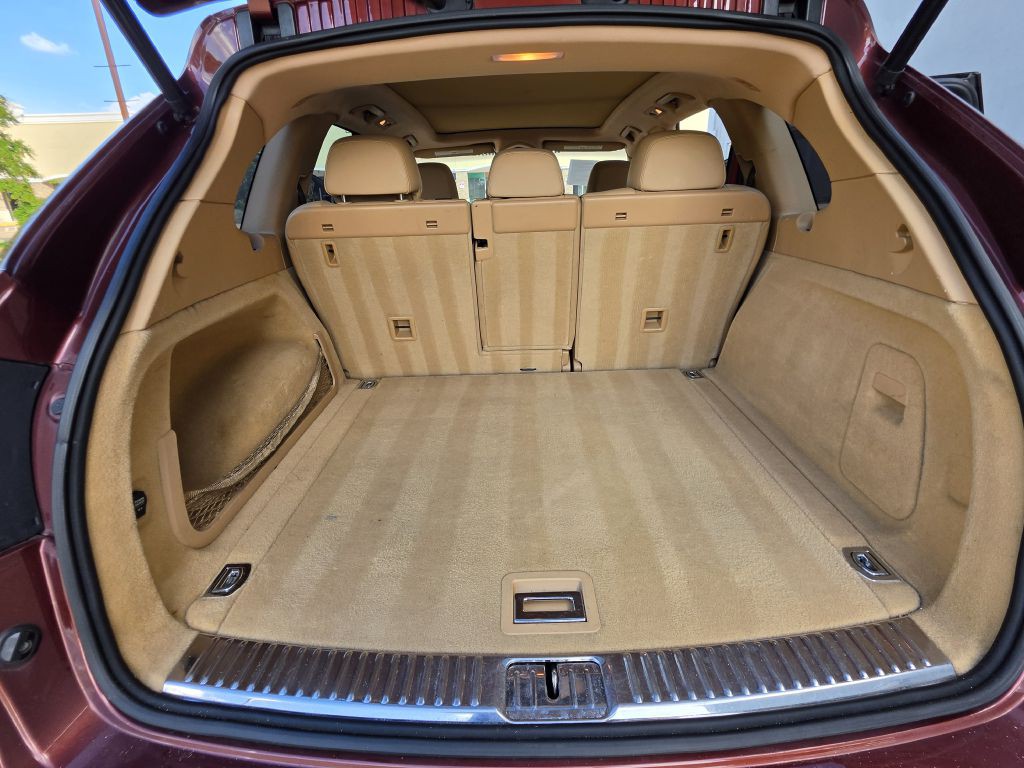 2011 Porsche Cayenne Image 18