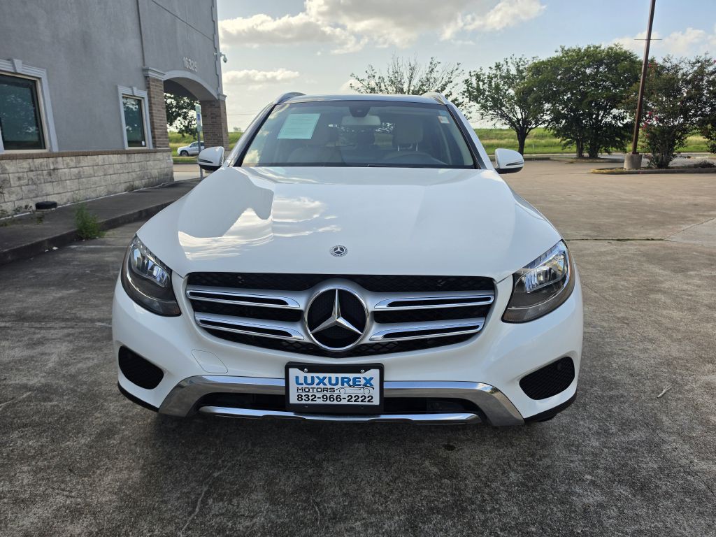 2018 Mercedes-Benz GLC-Class Image 2