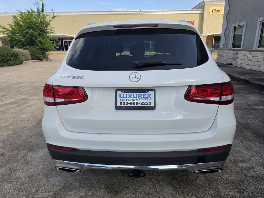 2018 Mercedes-Benz GLC-Class Image 6