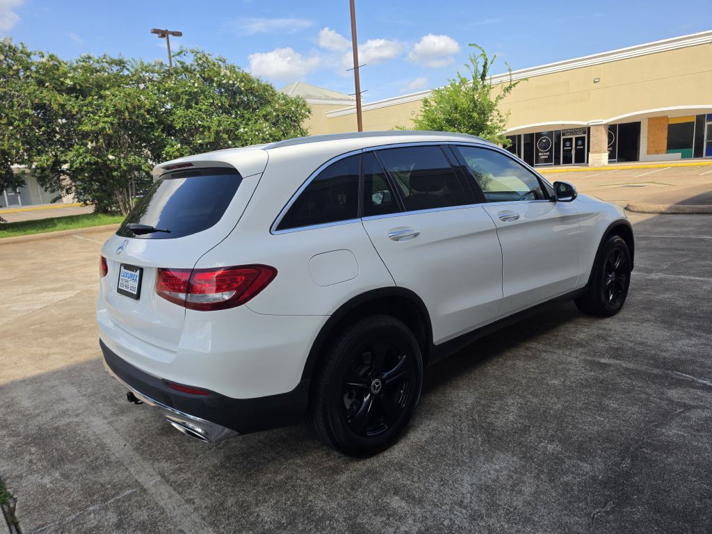 2018 Mercedes-Benz GLC-Class Image 7