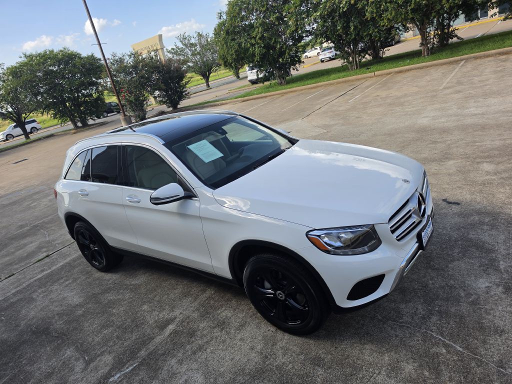 2018 Mercedes-Benz GLC-Class Image 9
