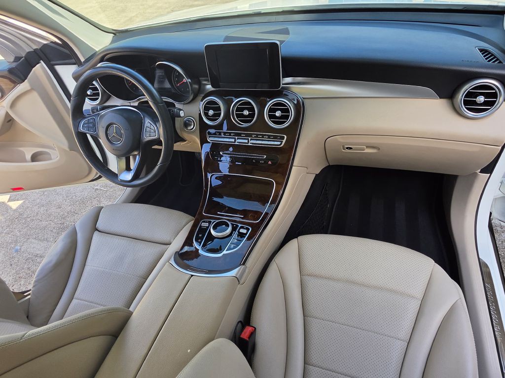 2018 Mercedes-Benz GLC-Class Image 15