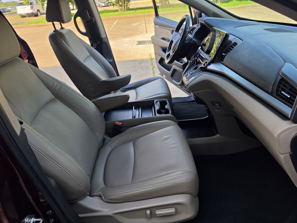 2018 Honda Odyssey Image 15