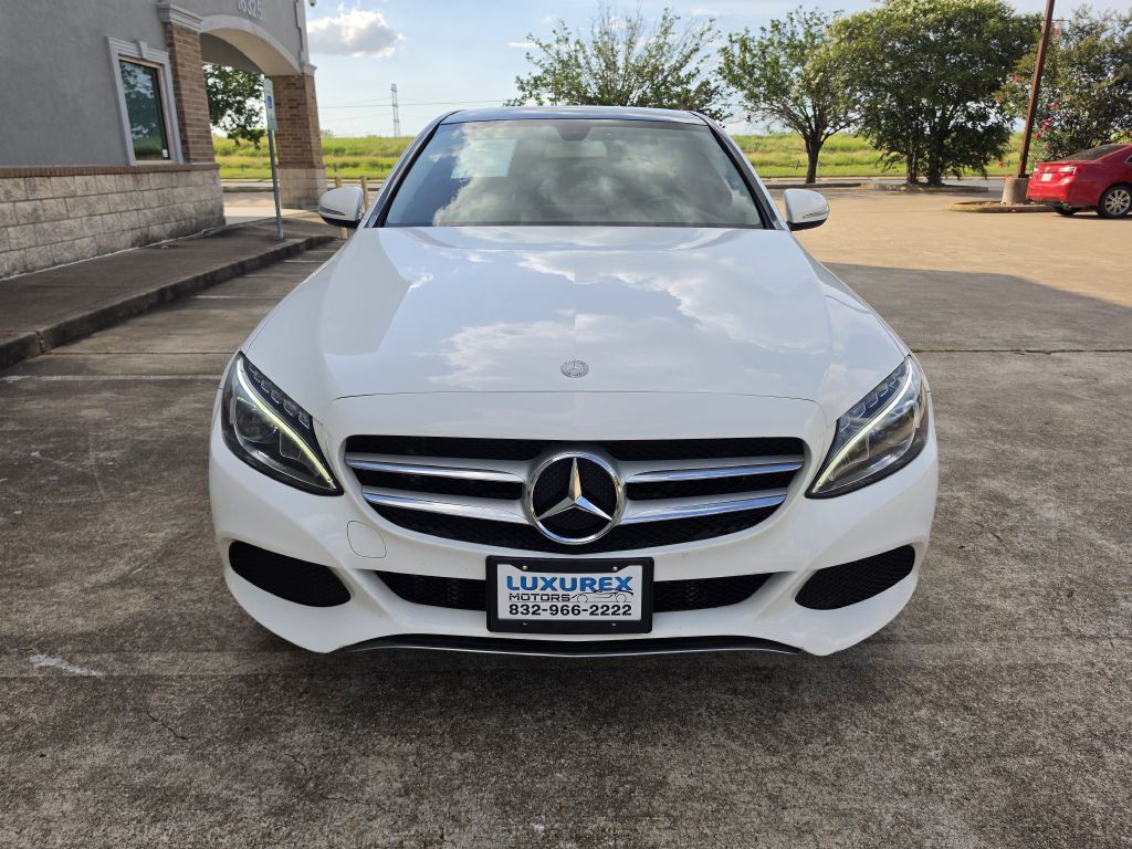 2015 Mercedes-Benz C-Class Image 2