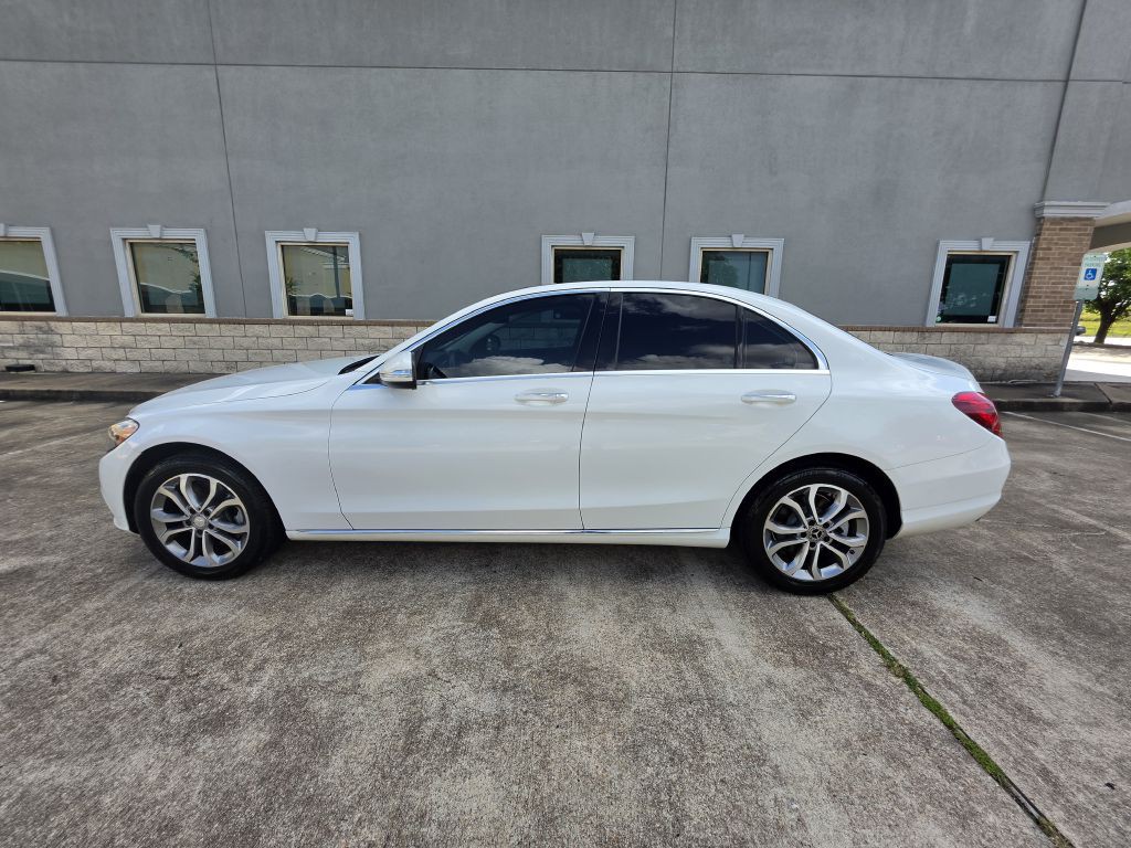 2015 Mercedes-Benz C-Class Image 4
