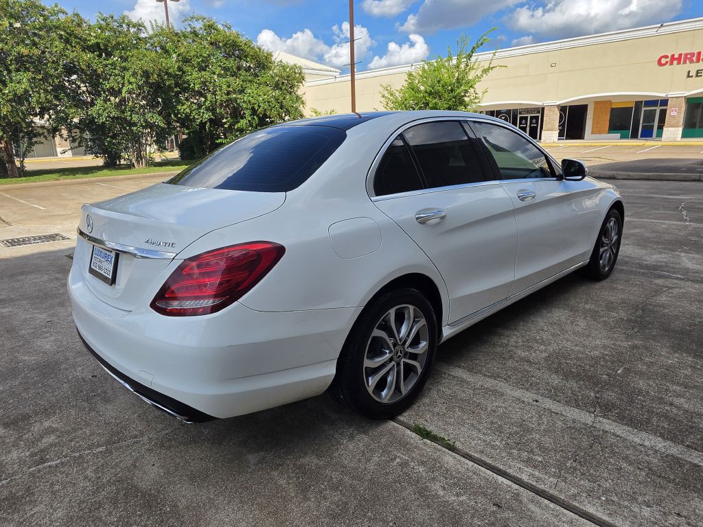 2015 Mercedes-Benz C-Class Image 7