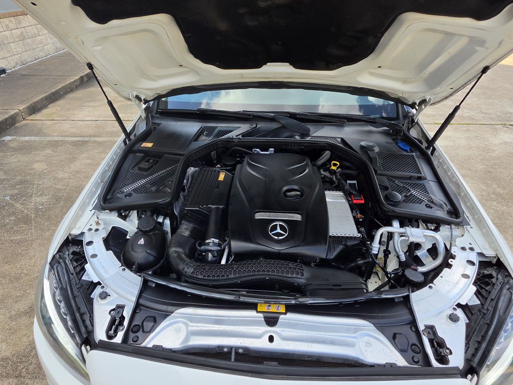 2015 Mercedes-Benz C-Class Image 29