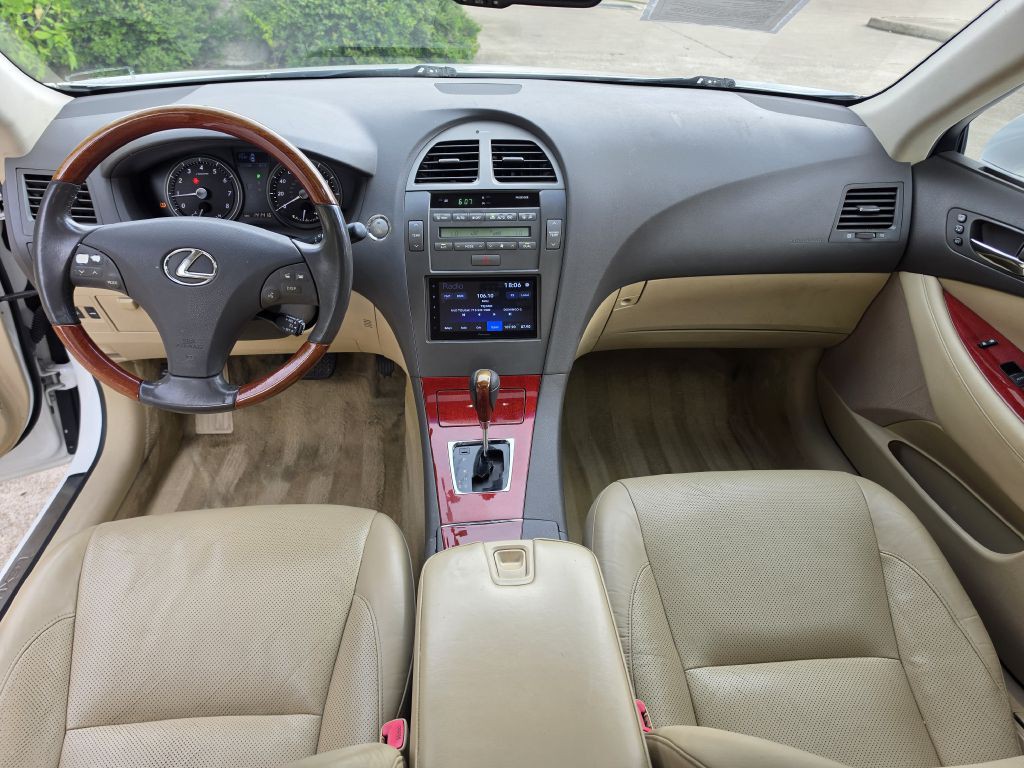 2009 Lexus ES Image 12