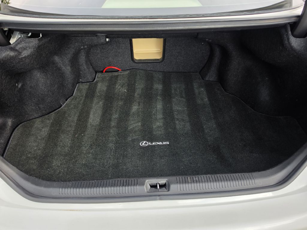 2009 Lexus ES Image 17