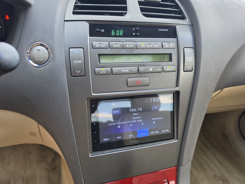 2009 Lexus ES Image 21