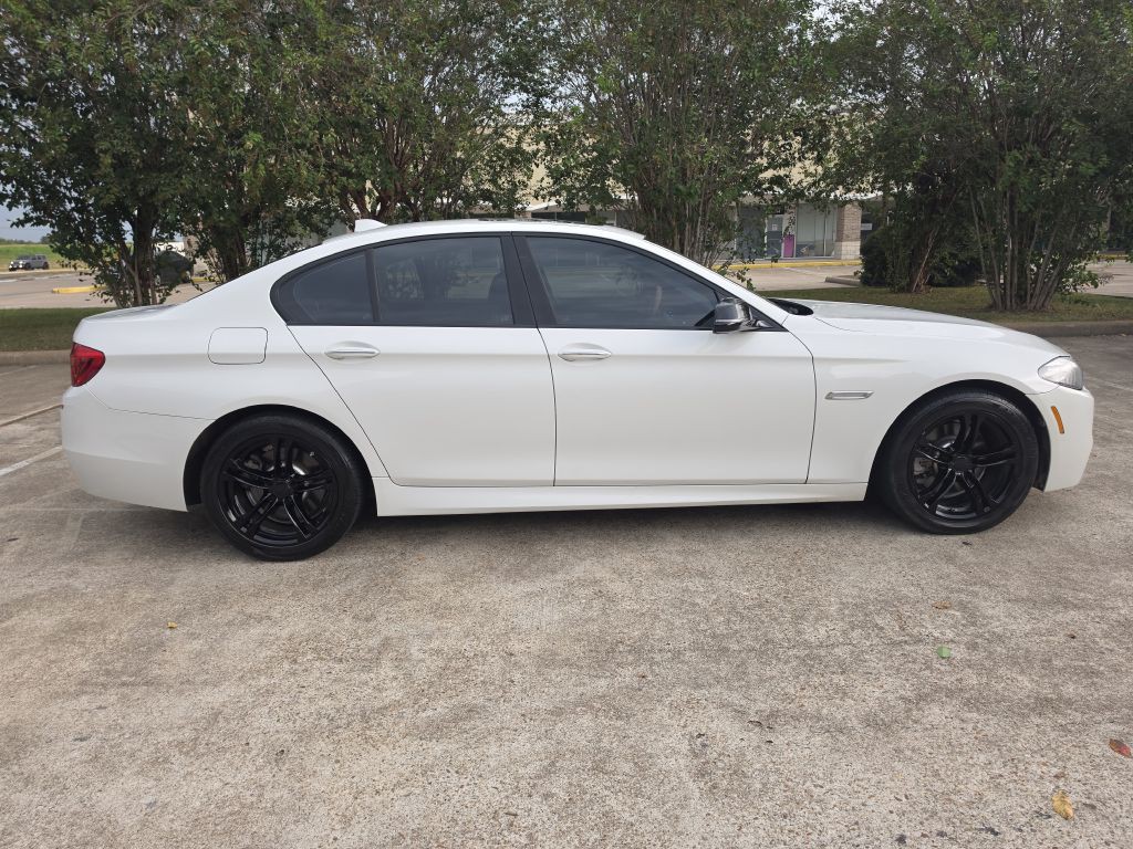 2014 BMW 5 Series Image 8