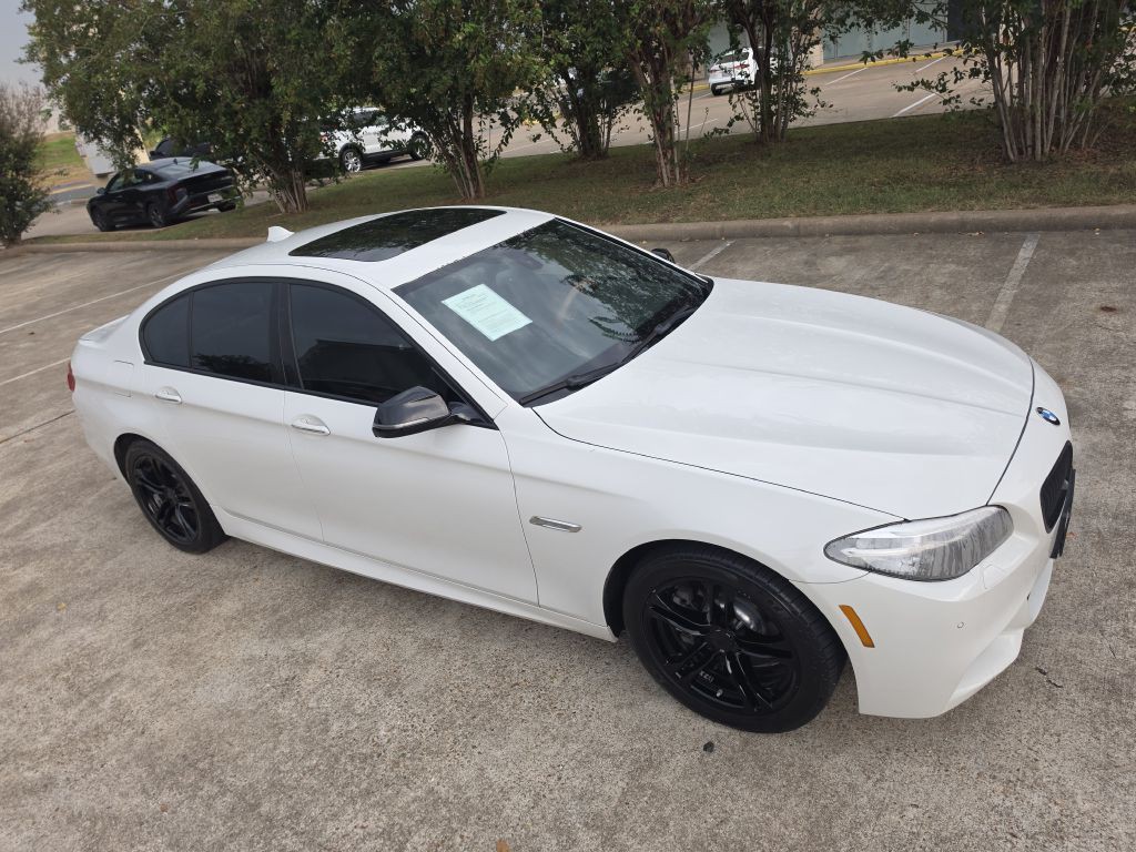 2014 BMW 5 Series Image 9