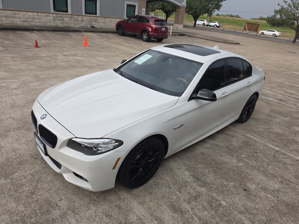 2014 BMW 5 Series Image 10