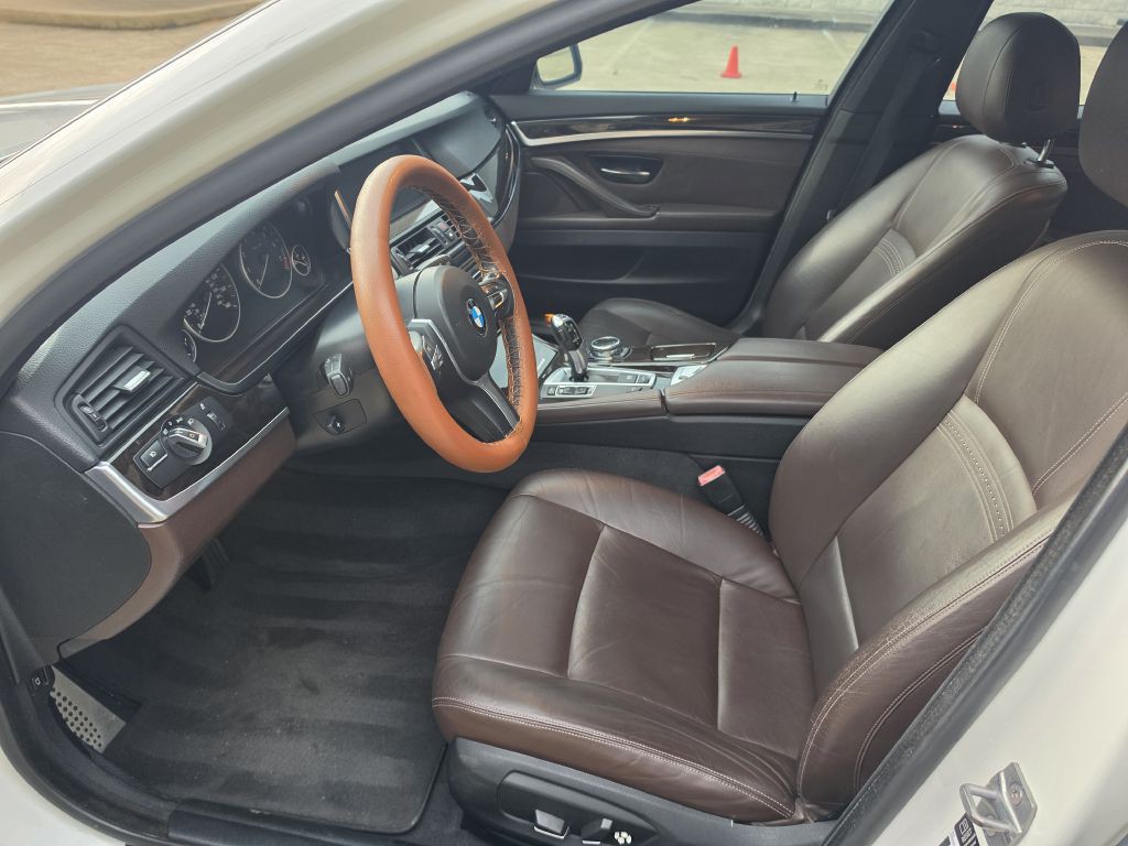 2014 BMW 5 Series Image 11