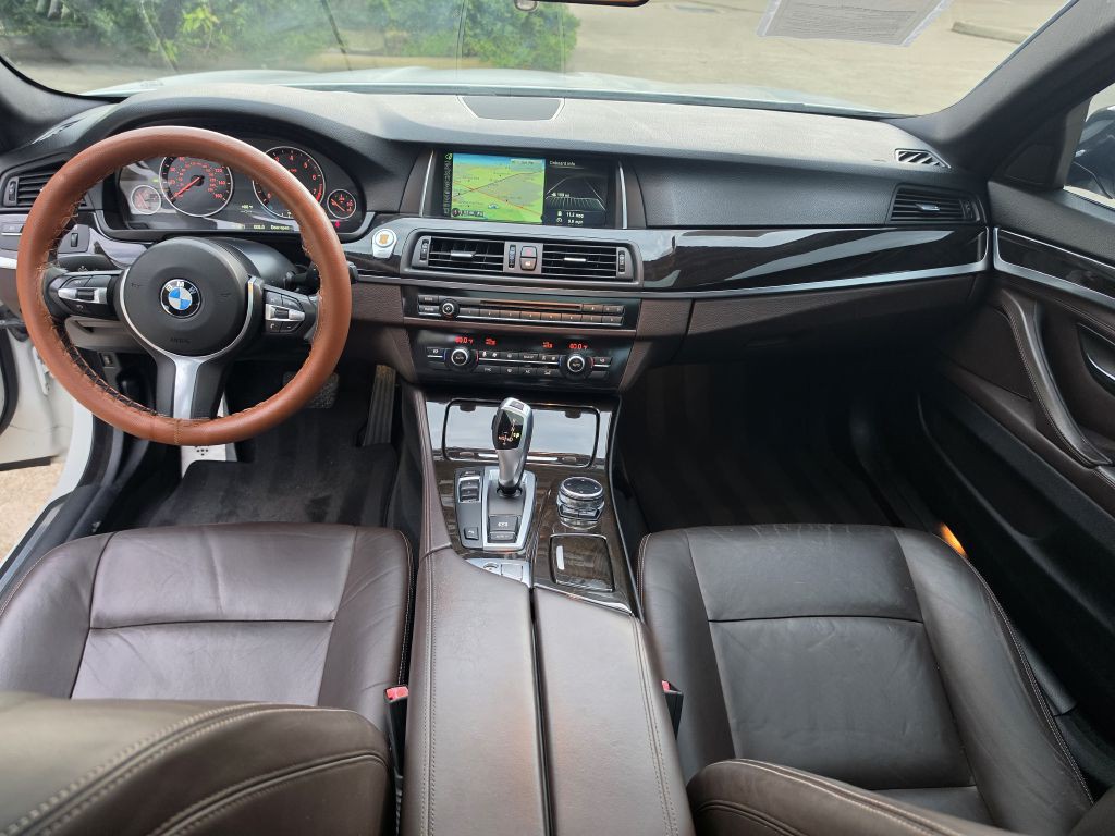2014 BMW 5 Series Image 13