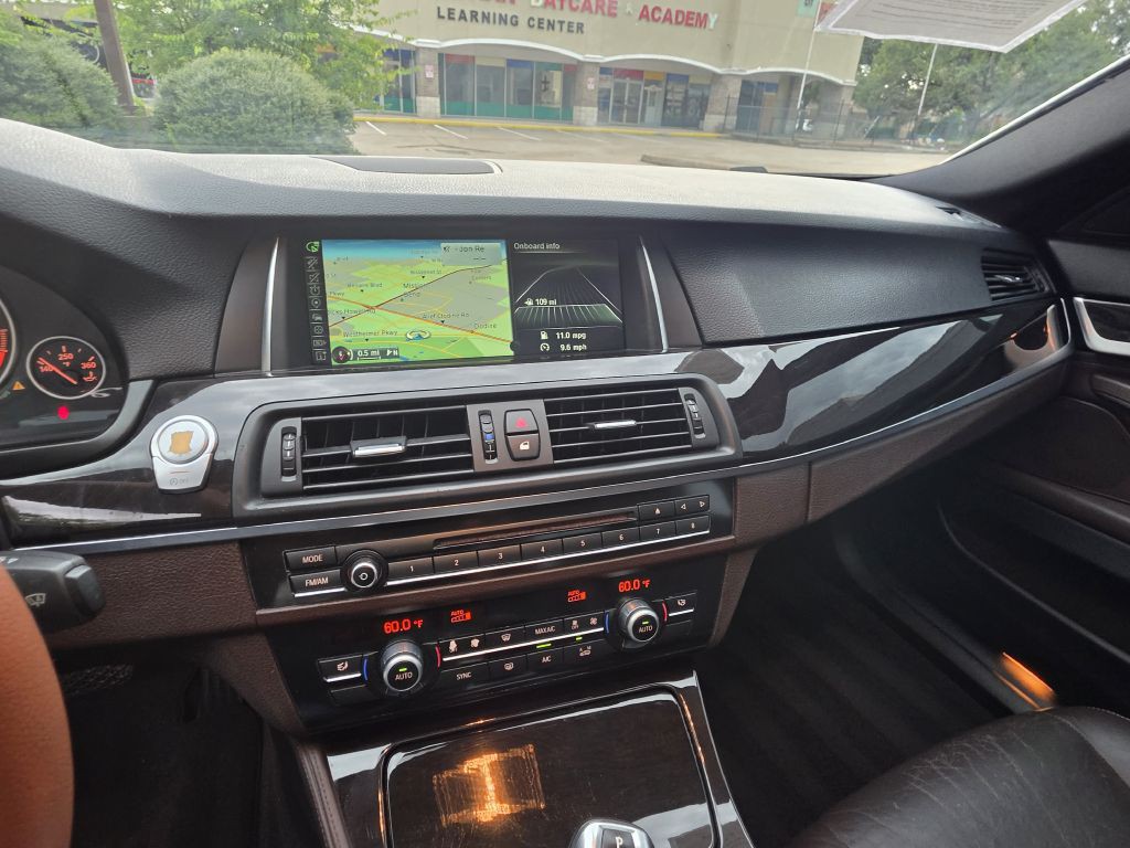 2014 BMW 5 Series Image 22
