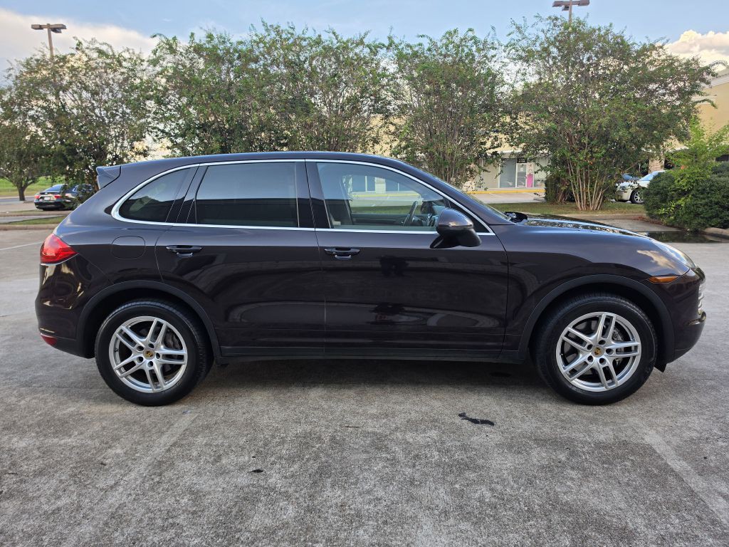 2014 Porsche Cayenne Image 8