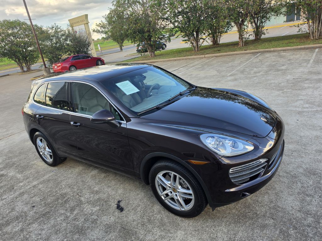 2014 Porsche Cayenne Image 9