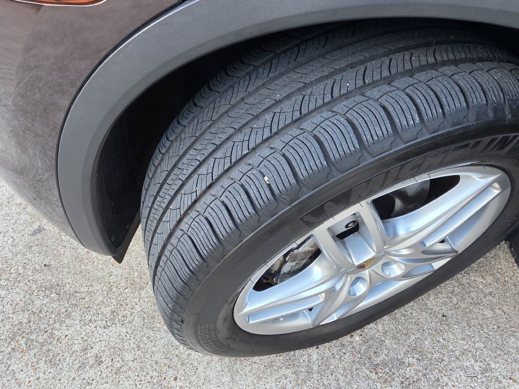 2014 Porsche Cayenne Image 30