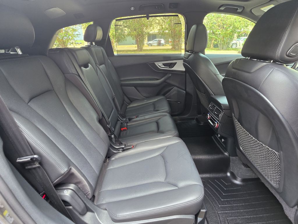 2019 Audi Q7 Image 18