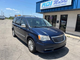 Image for 2013 Chrysler Town & Country Limited ID: 6534118