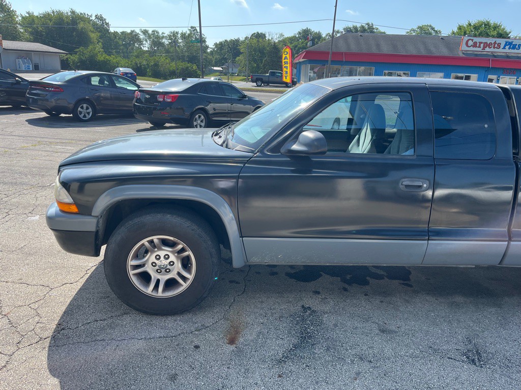 2002 Dodge Dakota Image 4