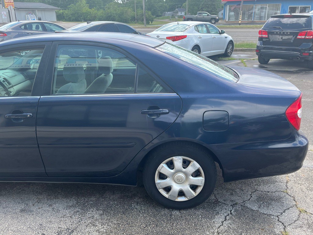 2002 Toyota Camry Image 5
