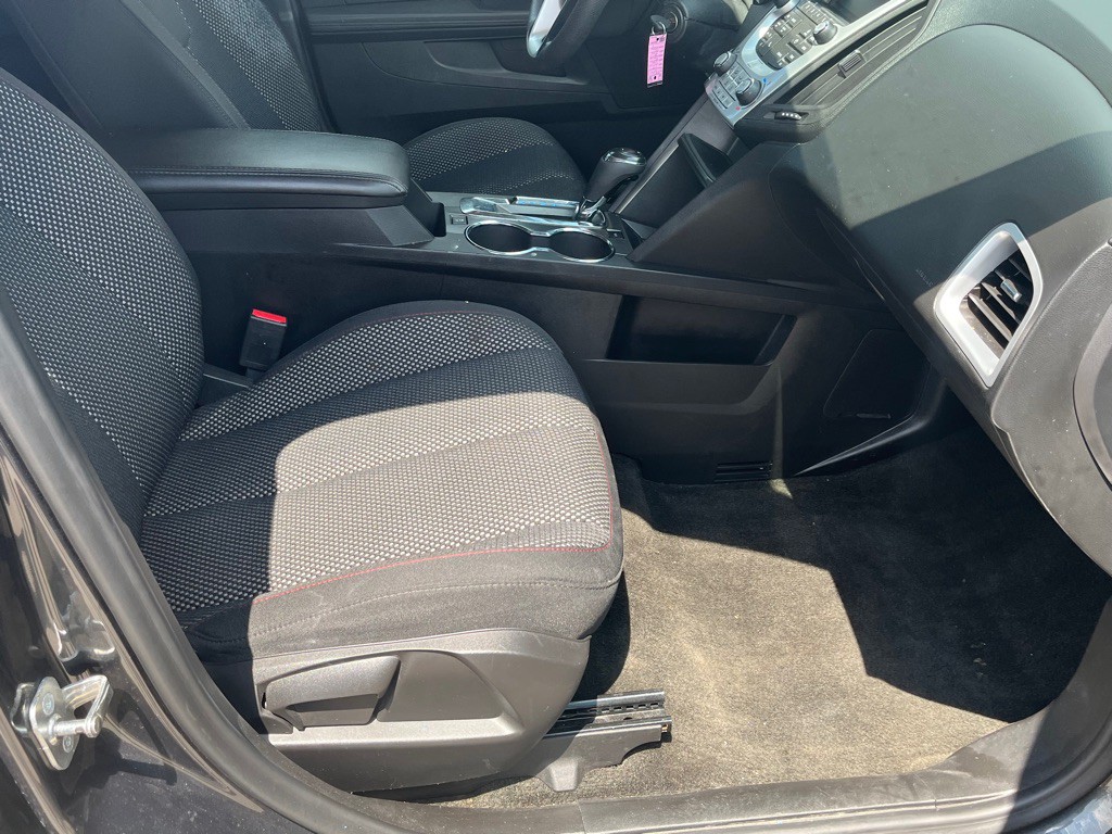 2017 Chevrolet Equinox Image 16
