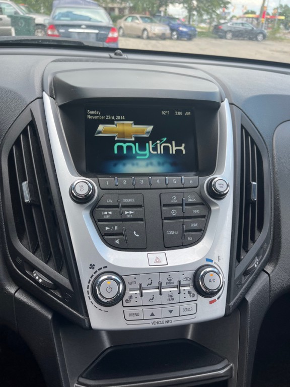 2016 Chevrolet Equinox Image 12