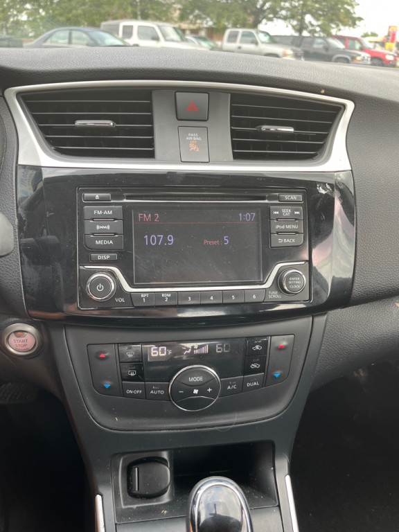 2018 Nissan Sentra Image 12