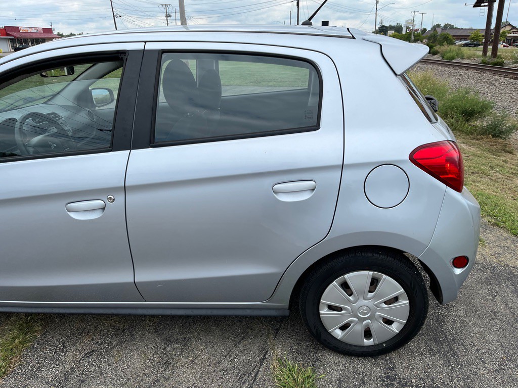 2015 Mitsubishi Mirage Image 9
