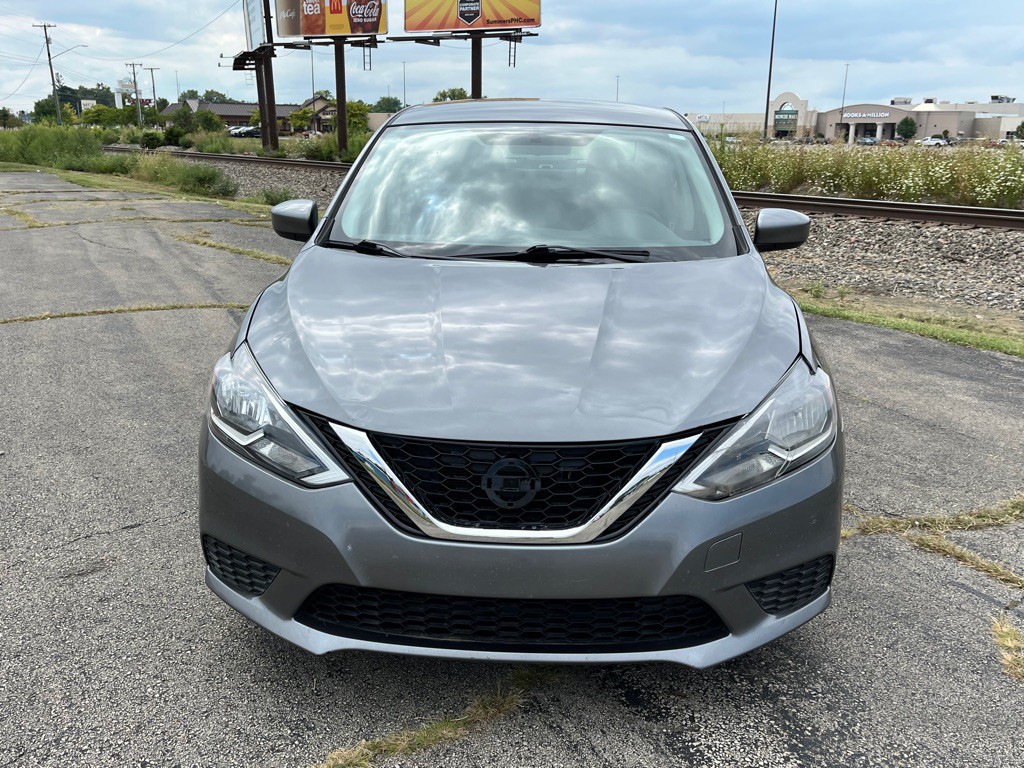 2017 Nissan Sentra Image 2