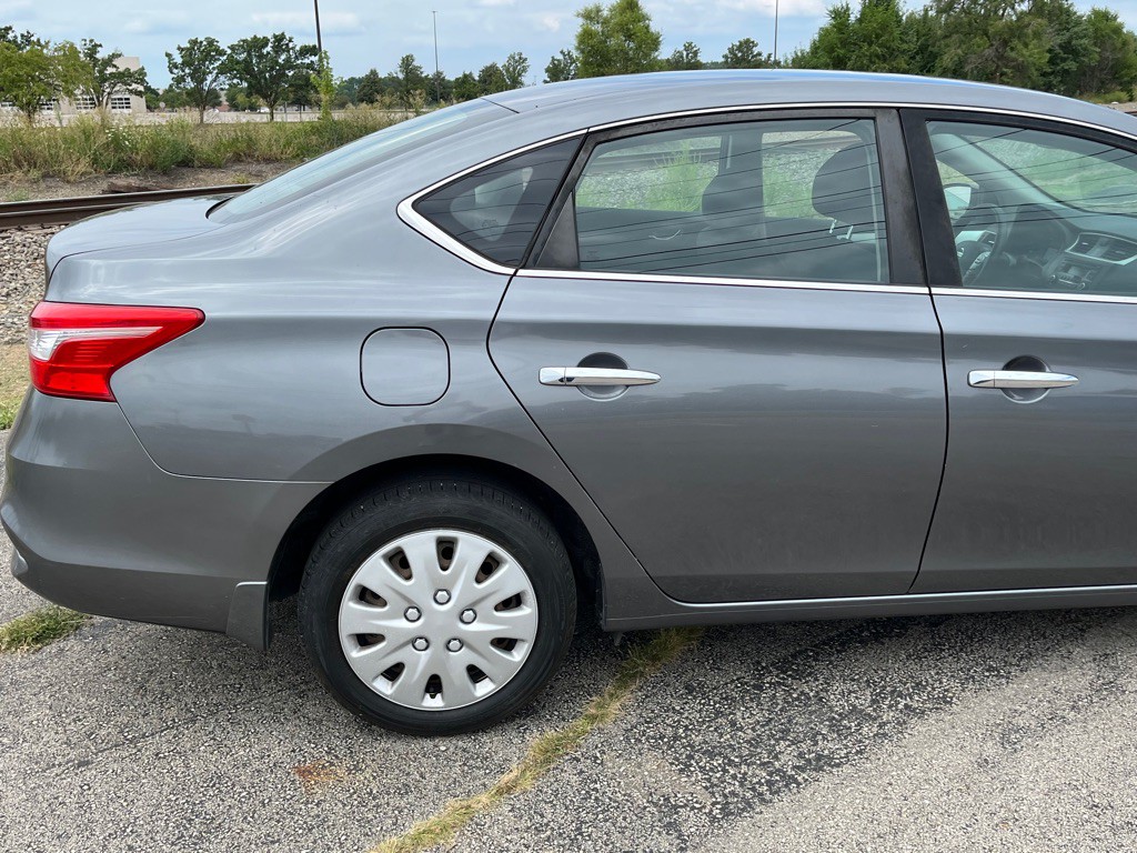 2017 Nissan Sentra Image 5