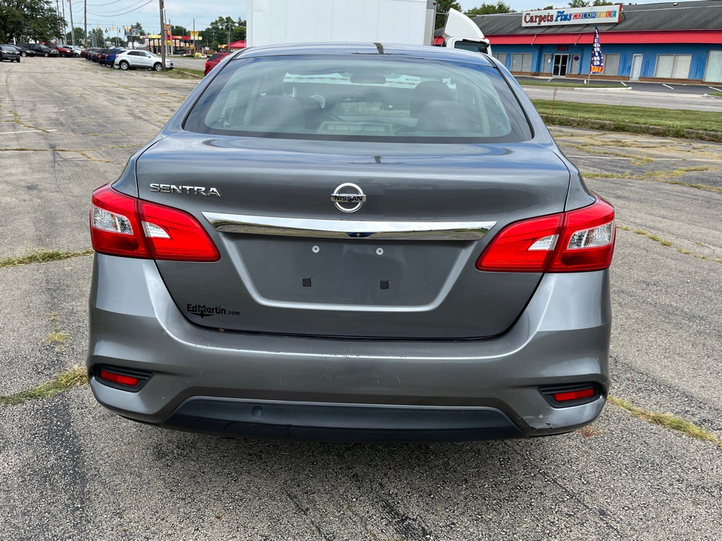 2017 Nissan Sentra Image 7