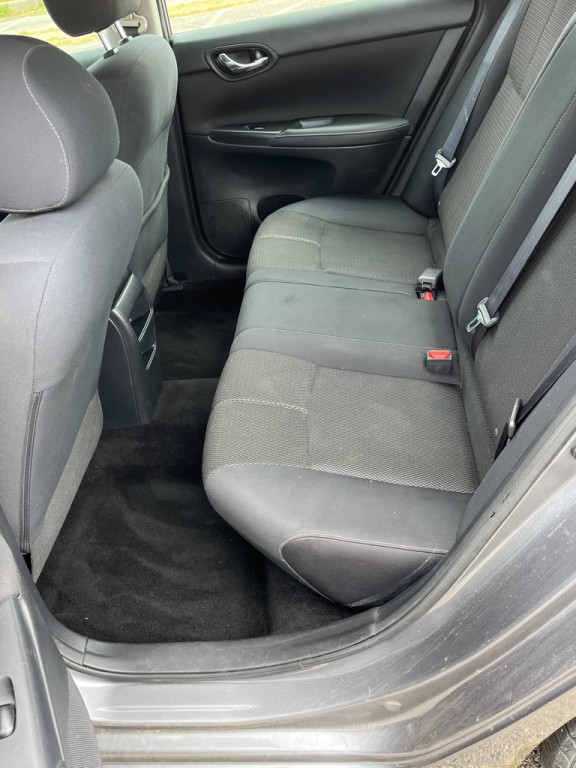 2017 Nissan Sentra Image 16